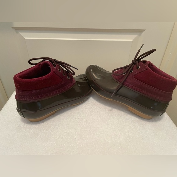 G.H. Bass Leather Wool Rubber Waterproof Duck Bootie - Women’s Size 7 - Picture 3 of 9